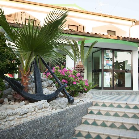Hotel Marinella Капо-Ватикано Экстерьер фото