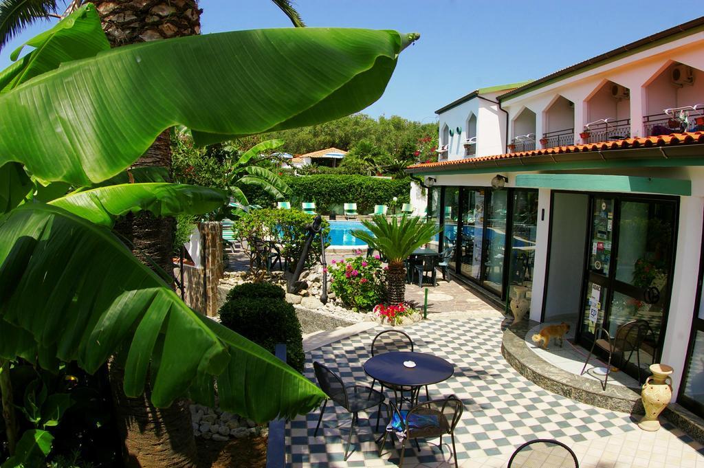 Hotel Marinella Капо-Ватикано Экстерьер фото