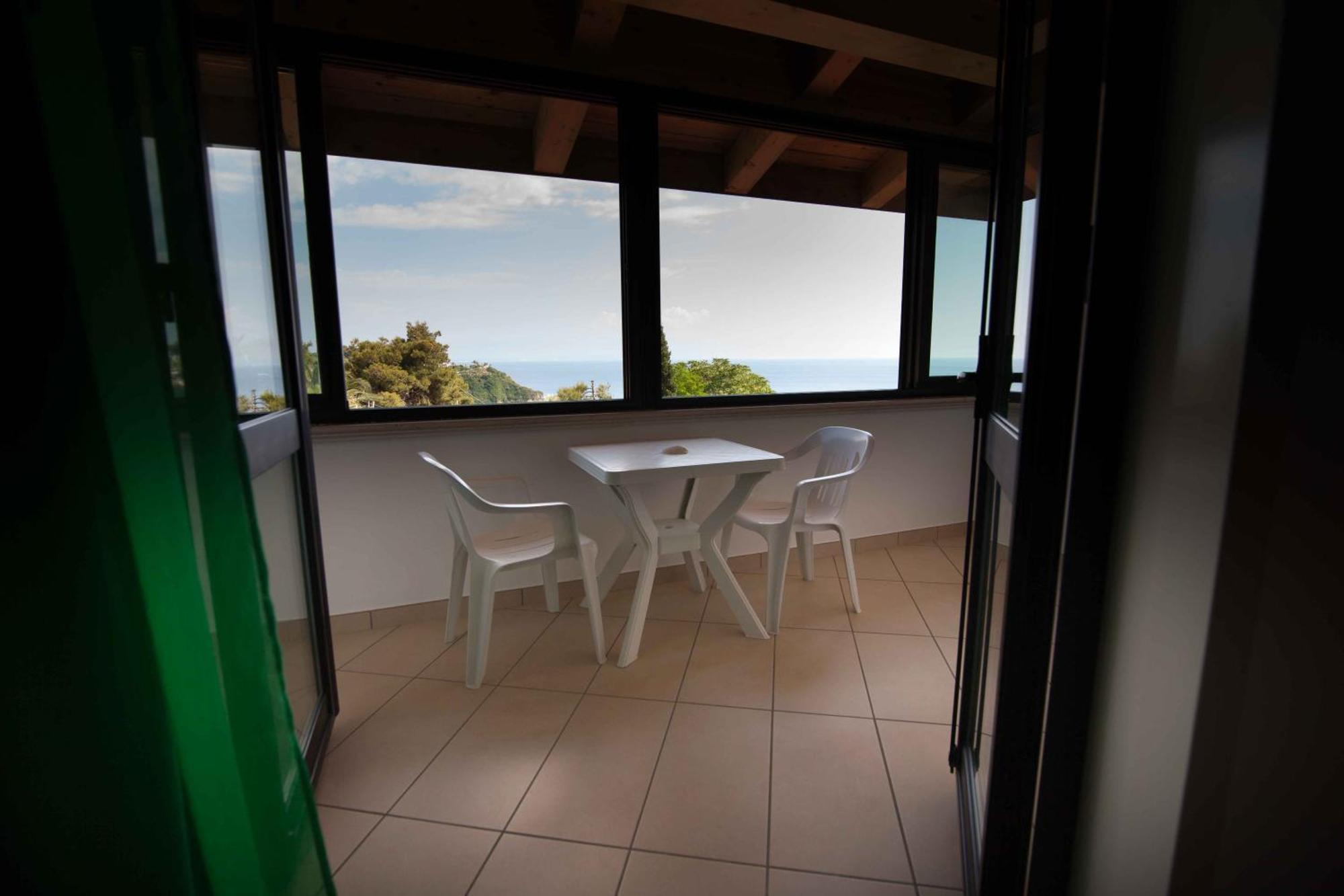 Hotel Marinella Капо-Ватикано Экстерьер фото