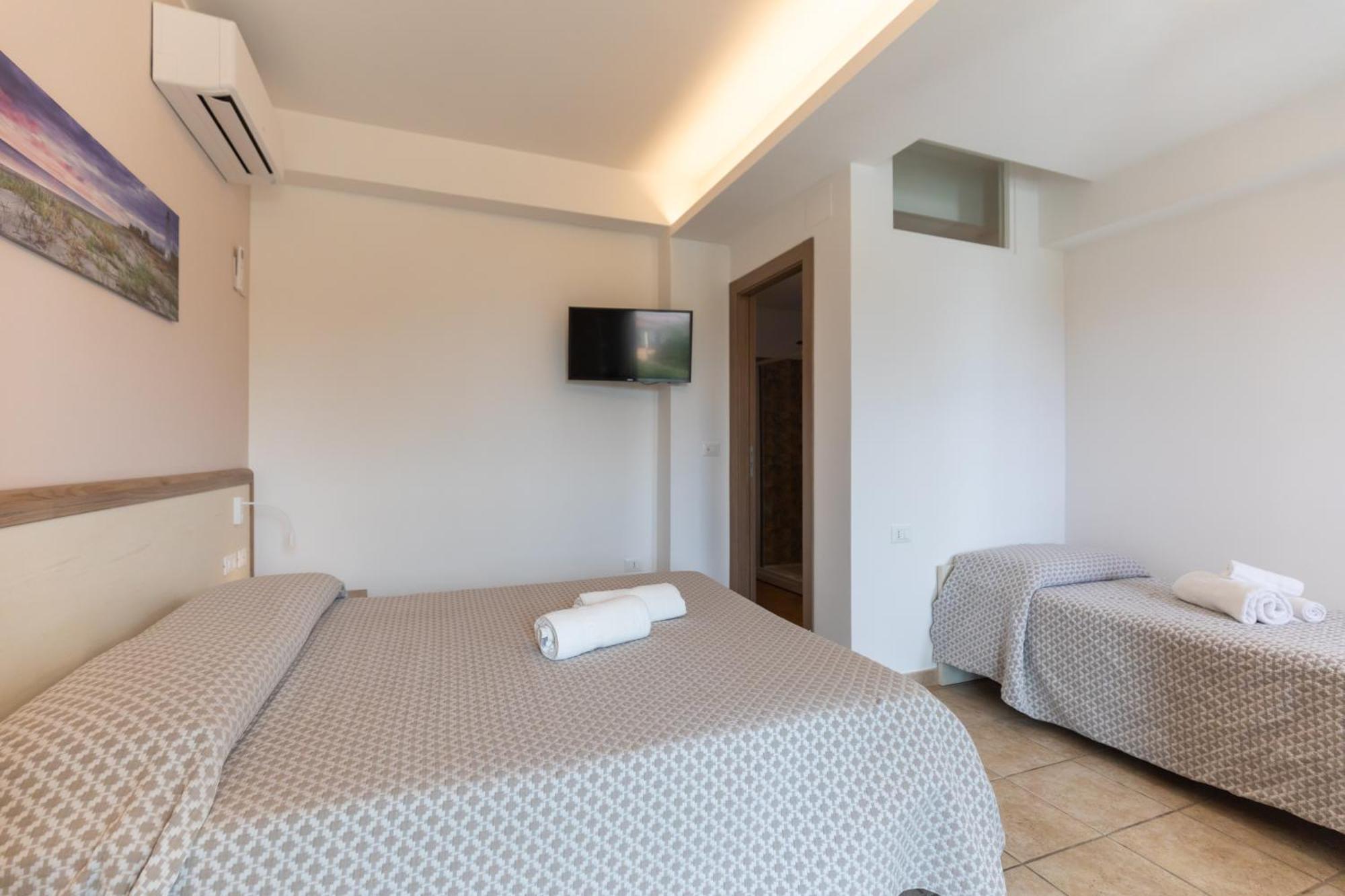 Hotel Marinella Капо-Ватикано Экстерьер фото