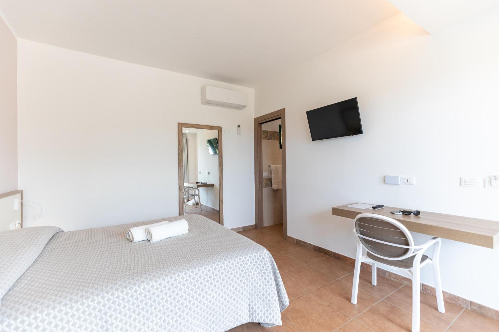 Hotel Marinella Капо-Ватикано Экстерьер фото