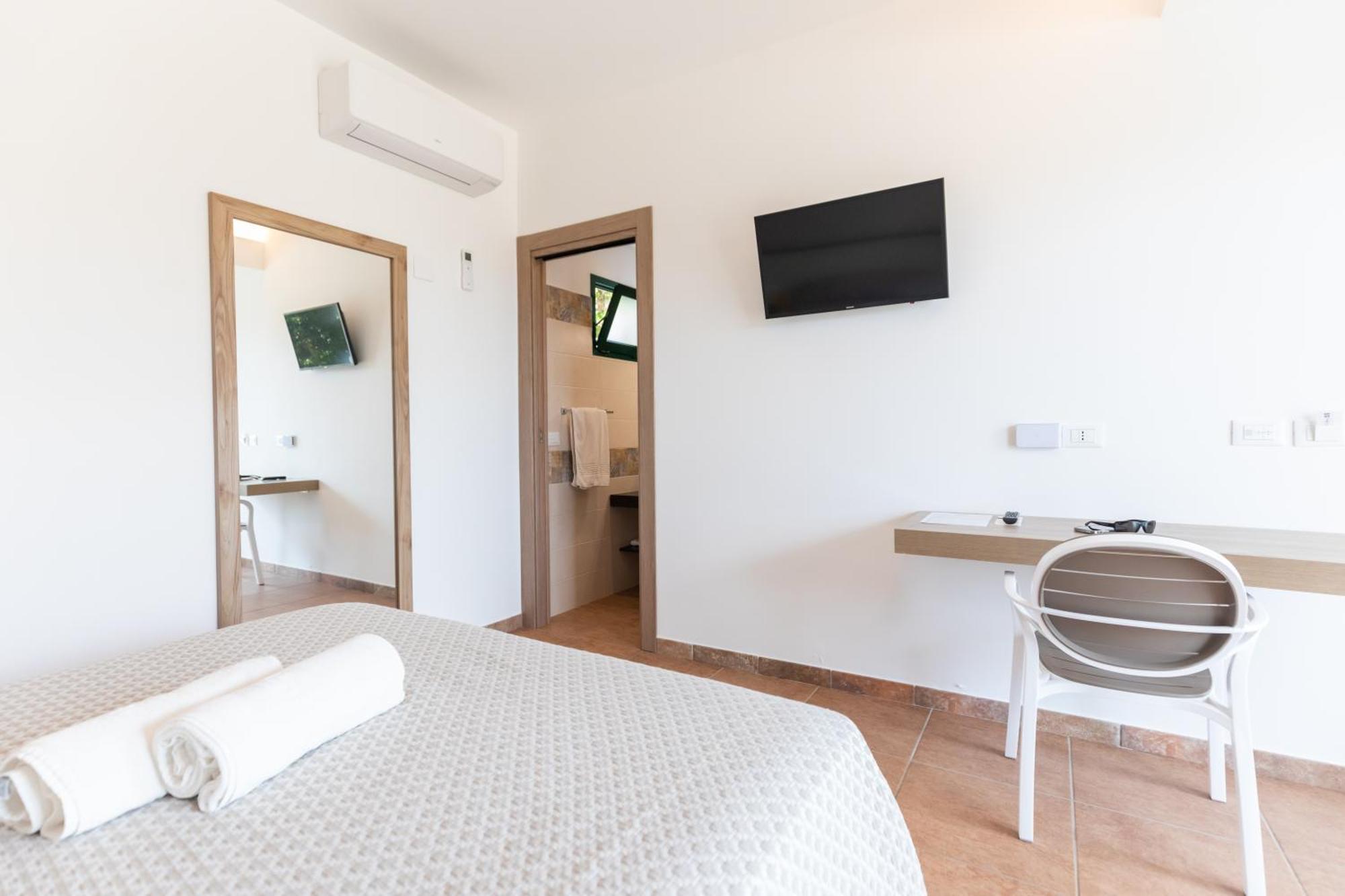 Hotel Marinella Капо-Ватикано Экстерьер фото